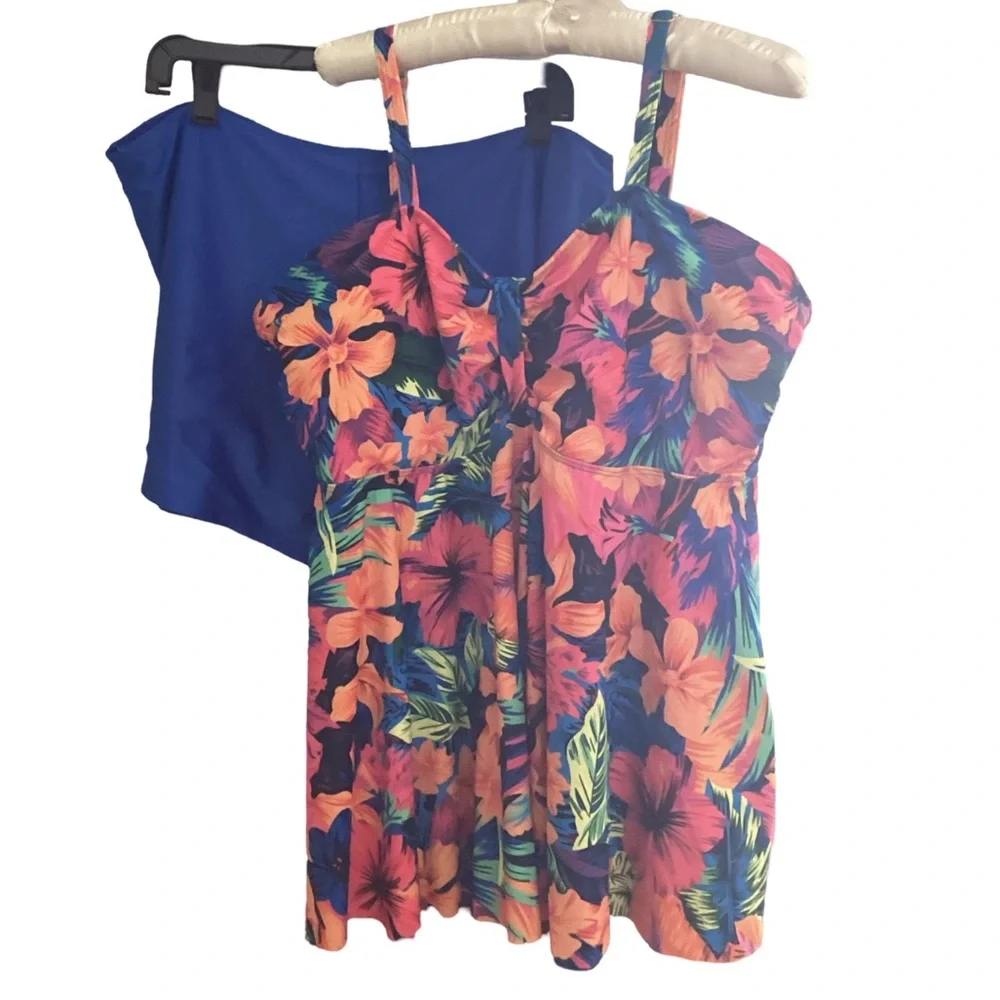 🪻 Plus Size Swimsuit Size 3X - Picture 2 of 4